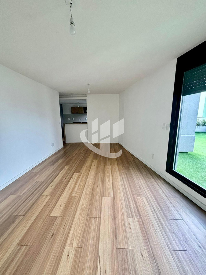 Apartamento ID.2247 - Alquiler Apto 2 Dormitorios con Terraza Amplia y Garaje