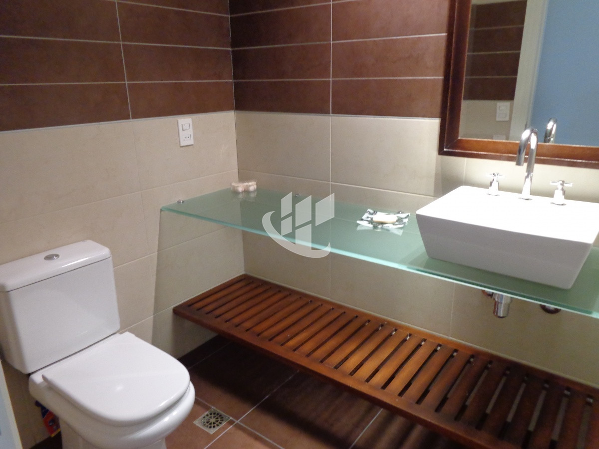 Apartamento ID.1400 - PUNTA DEL ESTE IMPERIALE FRENTE AL MAR! 3 DORMITORIOS 