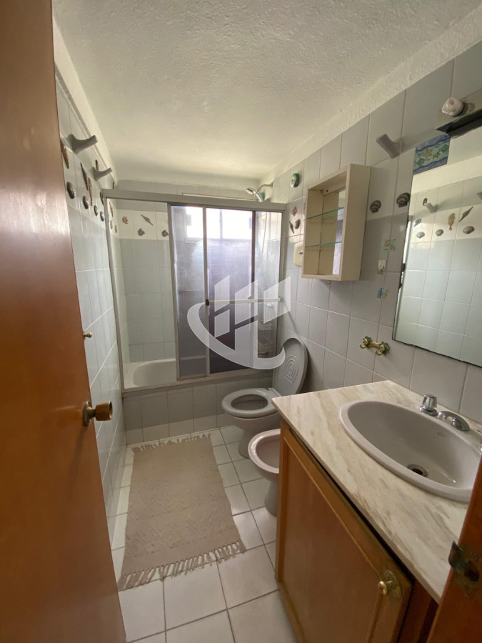 Apartamento ID.1831 - PUNTA DEL ESTE PENINSULA APTO DE 2 DORMITORIOS 2 BAÑOS GARAGE EN VENTA 