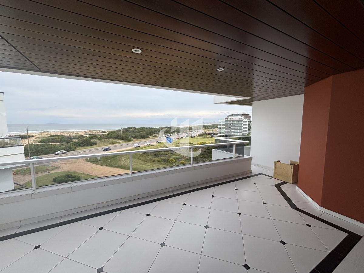 Apartamento ID.2280 - PUNTA DEL ESTE - PLAYA BRAVA - APARTAMENTO 4 DORMITORIOS - VENTA 