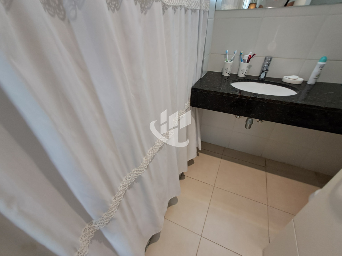 Apartamento ID.2397 - PUNTA DEL ESTE LA PASTORA A METROS DE MANSA 2 DORM Y MEDIO