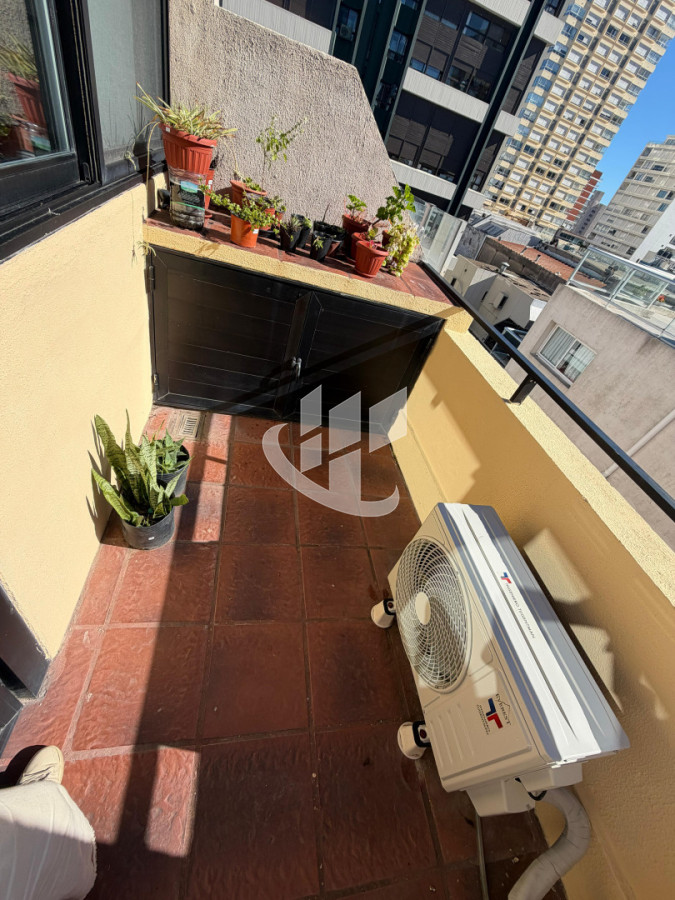 Apartamento ID.1336 - PUNTA DEL ESTE PENINSULA PENT HOUSE 2 DORMITORIOS 3 BAÑOS TERRAZA CON VISTA!!! GARAGE