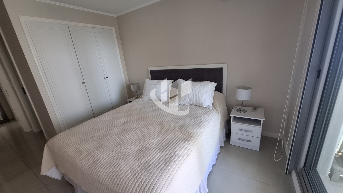 Apartamento ID.2039 - Venta apartamento 3 suites y dependencia completa, primera línea Brava, Punta del Este