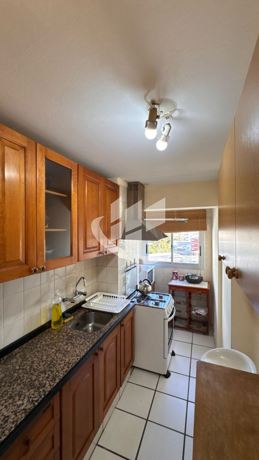 Apartamento ID.1724 - Alquiler  Anual.