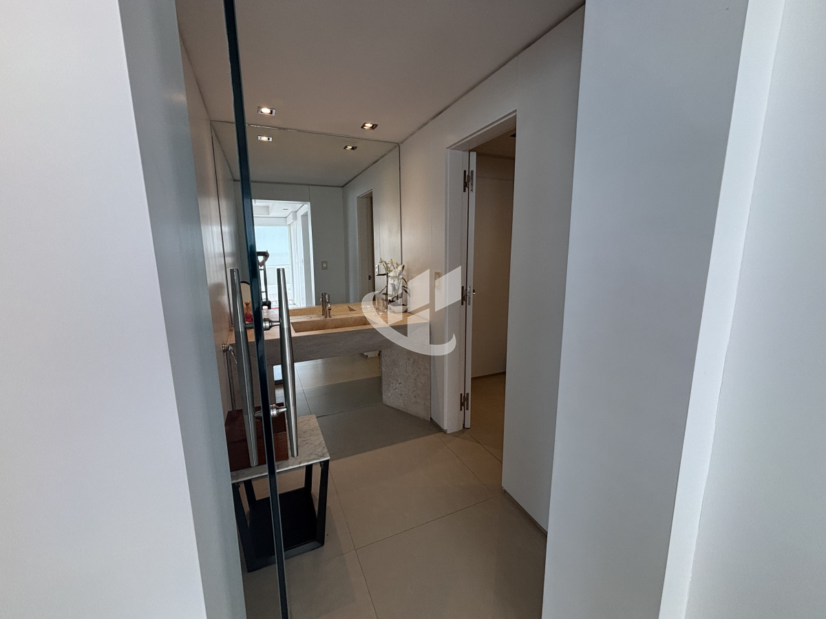 Apartamento ID.2280 - PUNTA DEL ESTE - PLAYA BRAVA - APARTAMENTO 4 DORMITORIOS - VENTA 