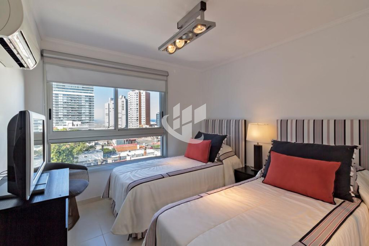 Apartamento ID.2008 - PUNTA DEL ESTE MANSA APTO DE 3 DORM Y DEP PARRILLERO GARAGE AMENITIES