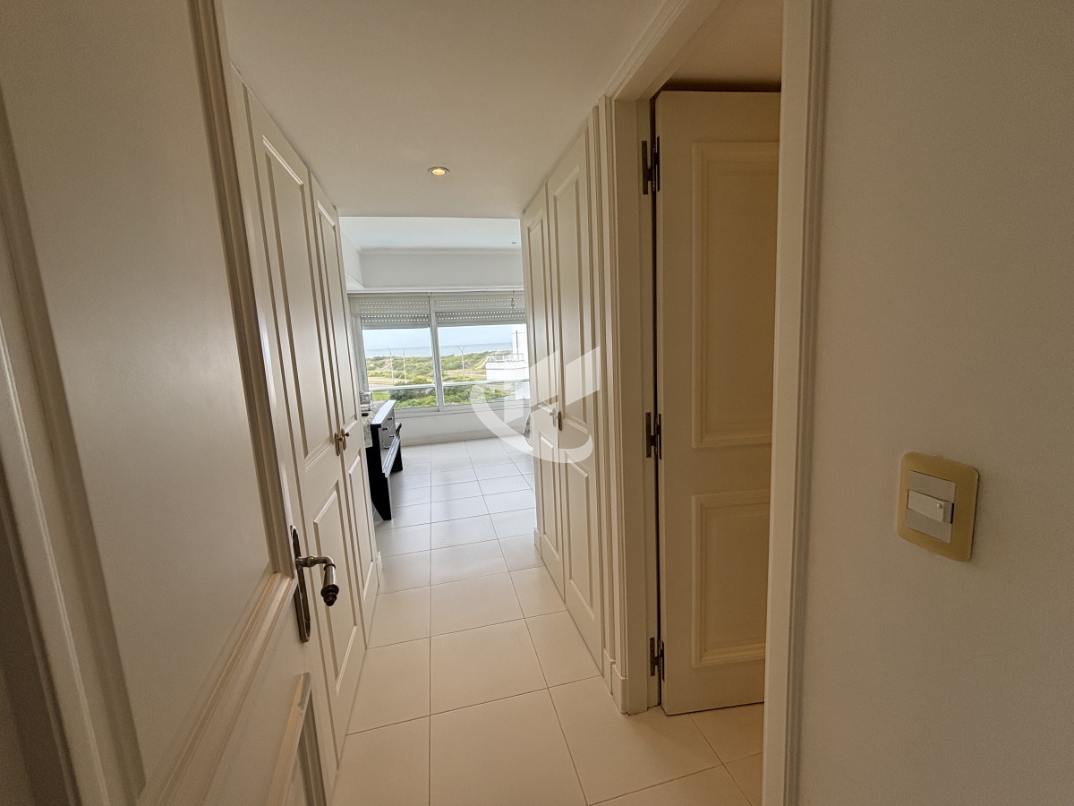 Apartamento ID.2280 - PUNTA DEL ESTE - PLAYA BRAVA - APARTAMENTO 4 DORMITORIOS - VENTA 