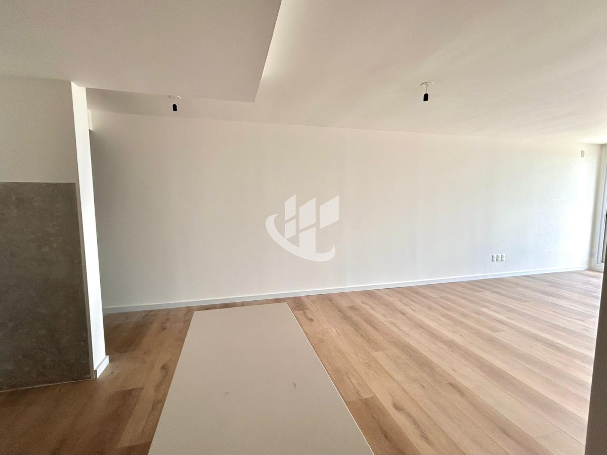 Apartamento ID.2240 - Venta Apartamento 3 Dormitorios con Garaje Doble en Parque Miramar - Orientación Norte