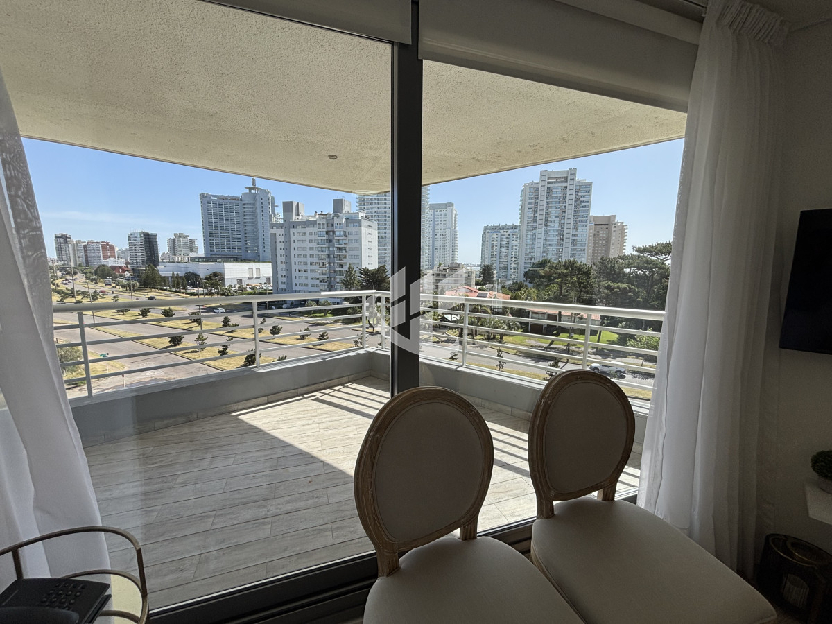 Apartamento ID.2309 - PUNTA DEL ESTE LA PASTORA A METROS DE PLAYA MANSA 2 DORMITORIOS 2 BAÑOS EN VENTA