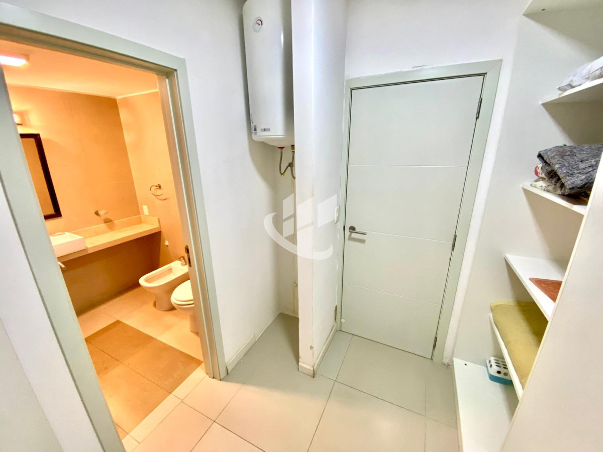 Apartamento ID.1224 - Venta departamento 2 dormitorios en Península, Punta del Este 