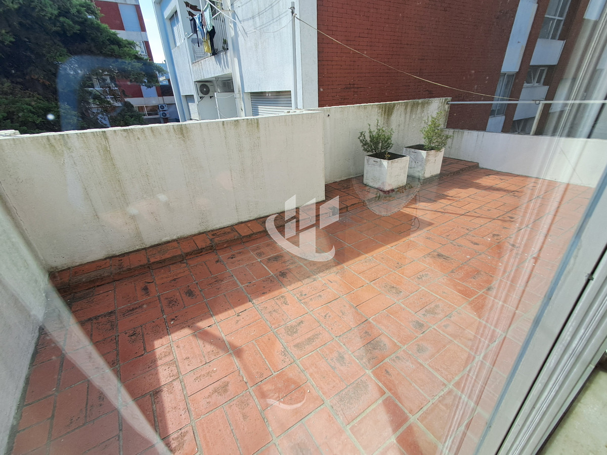 Apartamento ID.1796 - PUNTA DEL ESTE PENINSULA 2 DORMITORIOS EN VENTA