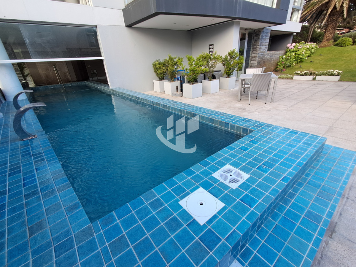 Apartamento ID.2397 - PUNTA DEL ESTE LA PASTORA A METROS DE MANSA 2 DORM Y MEDIO