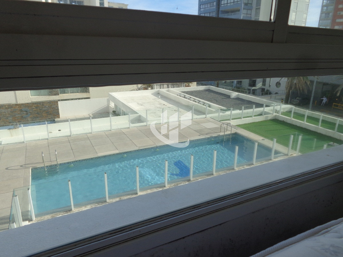 Apartamento ID.2335 - PUNTA DEL ESTE PENINSULA EDIFICIO MODERNO CON AMENITIES 2 DORMITORIOS 2 BAÑOS GARAGE