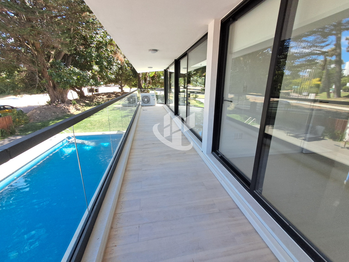 Apartamento ID.1619 - PUNTA DEL ESTE MANSA APTO DE 2 DORMITORIOS ALQUILER ANUAL