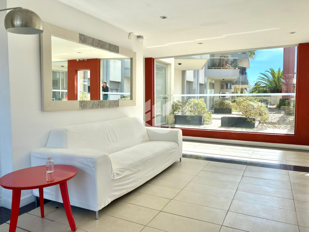 Apartamento ID.1224 - Venta departamento 2 dormitorios en Península, Punta del Este 