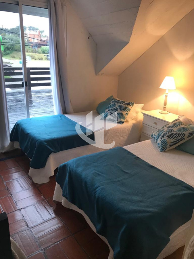 Apartamento ID.1803 - LA BARRA MONTOYA DUPLEX EN 3 PLANTAS 3 DORMITORIOS EN ALQUILER ANUAL Y TEMPORAL