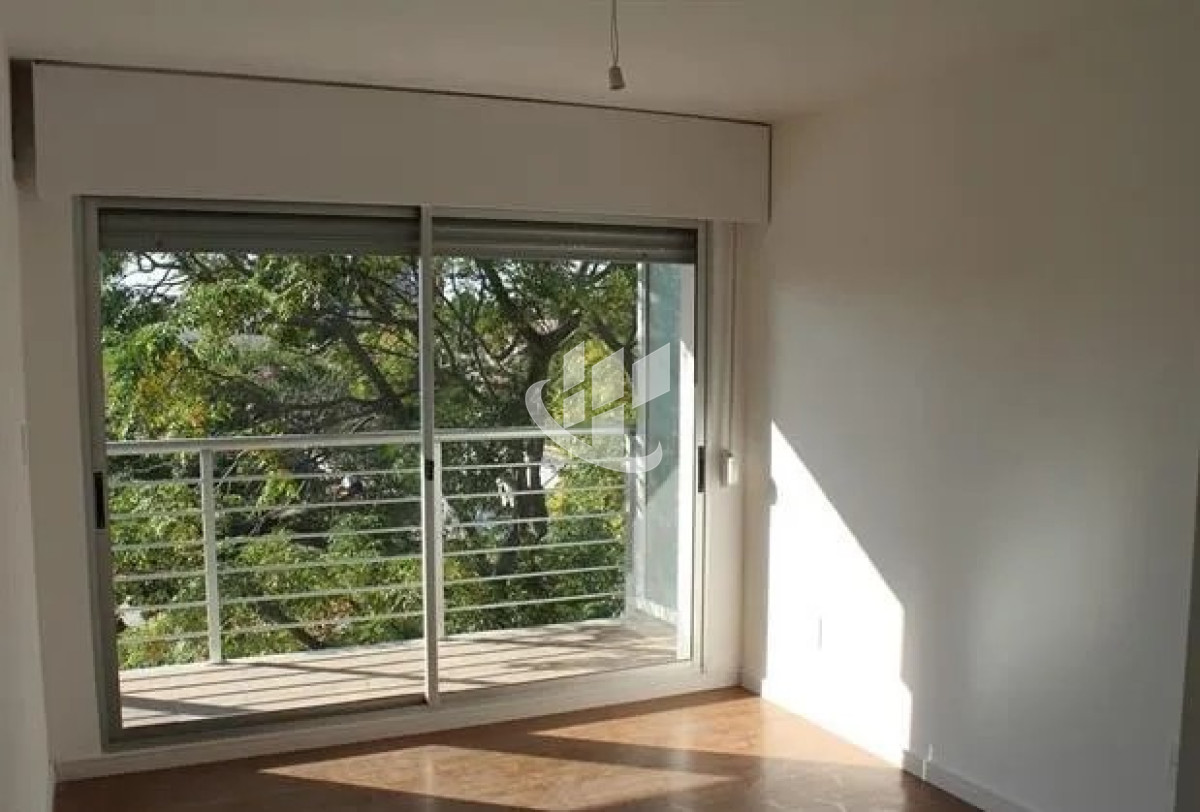 Apartamento ID.1807 - Apartamento en alquiler Parque Batlle 2 dormitorios 2 baños con Garaje. 