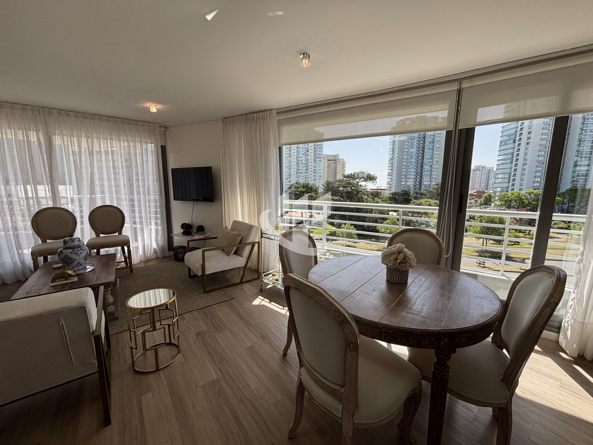 Apartamento ID.2309 - PUNTA DEL ESTE LA PASTORA A METROS DE PLAYA MANSA 2 DORMITORIOS 2 BAÑOS EN VENTA