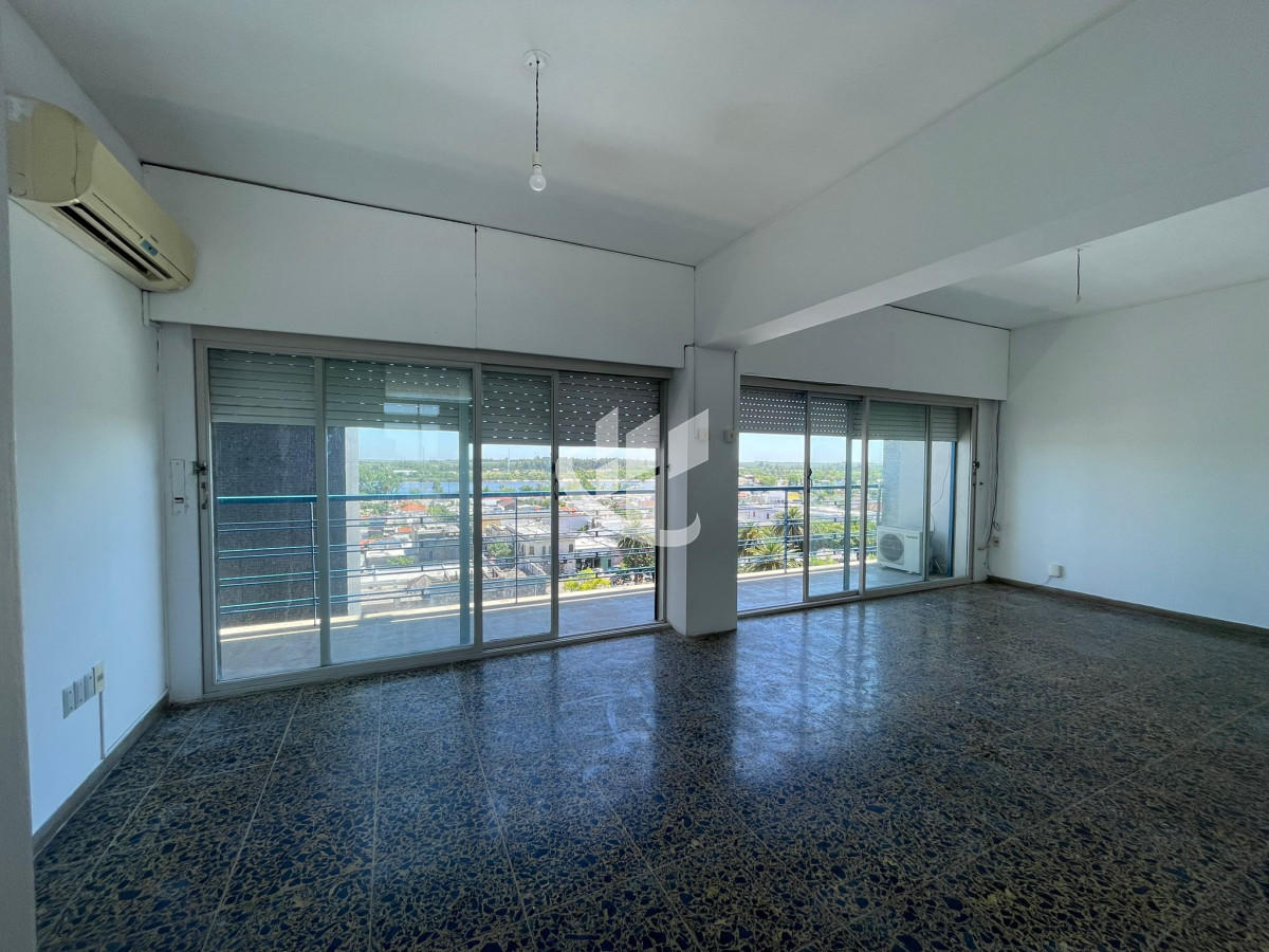 Apartamento ID.1561 - APARTAMENTO CENTRICO CON MUY BUENA VISTA