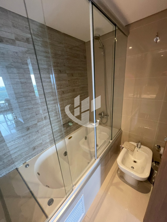 Apartamento ID.919 - Alquiler de Verano, 1 dormitorio, piso alto, vista al atardecer, Amenities, Playa Brava, Punta del Este.