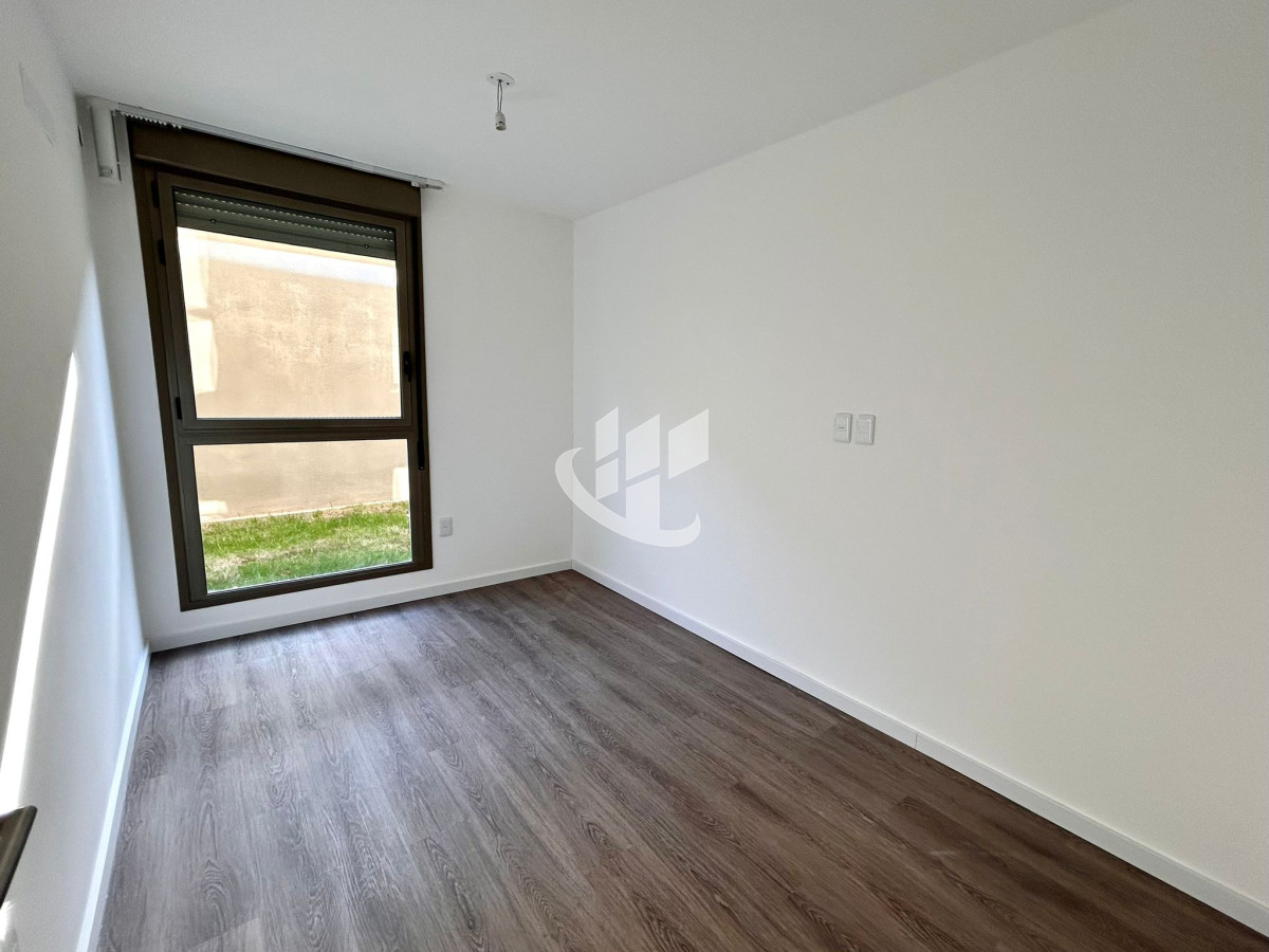 Apartamento ID.2045 - Venta Apartamento 2 dormitorios con Patio, La Blanqueada, Parque Batlle