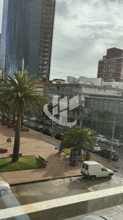 Apartamento ID.1723 - Alquiler Anual.Punta del Este.