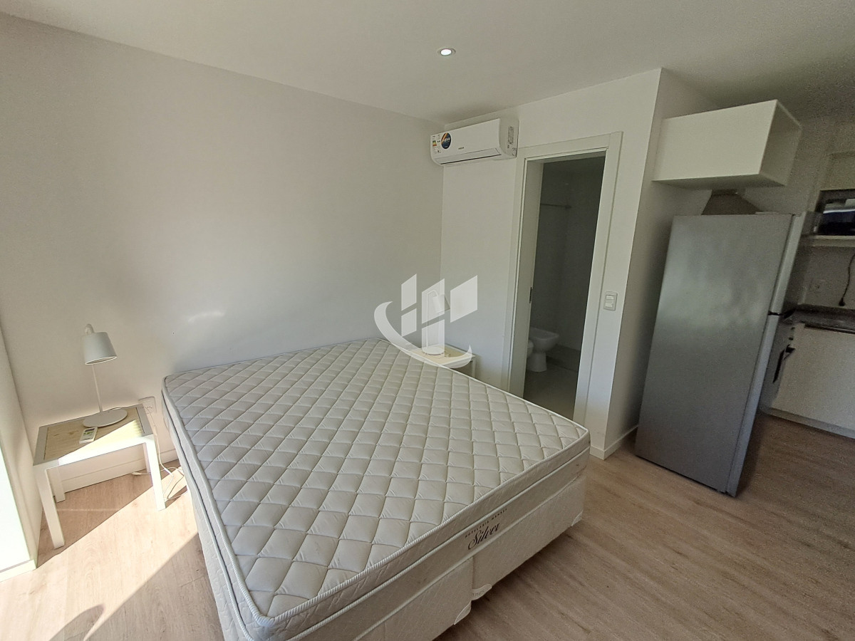 Apartamento ID.1832 - Venta, Monoambiente, Las Grutas, Punta Ballena, a metros del mar.