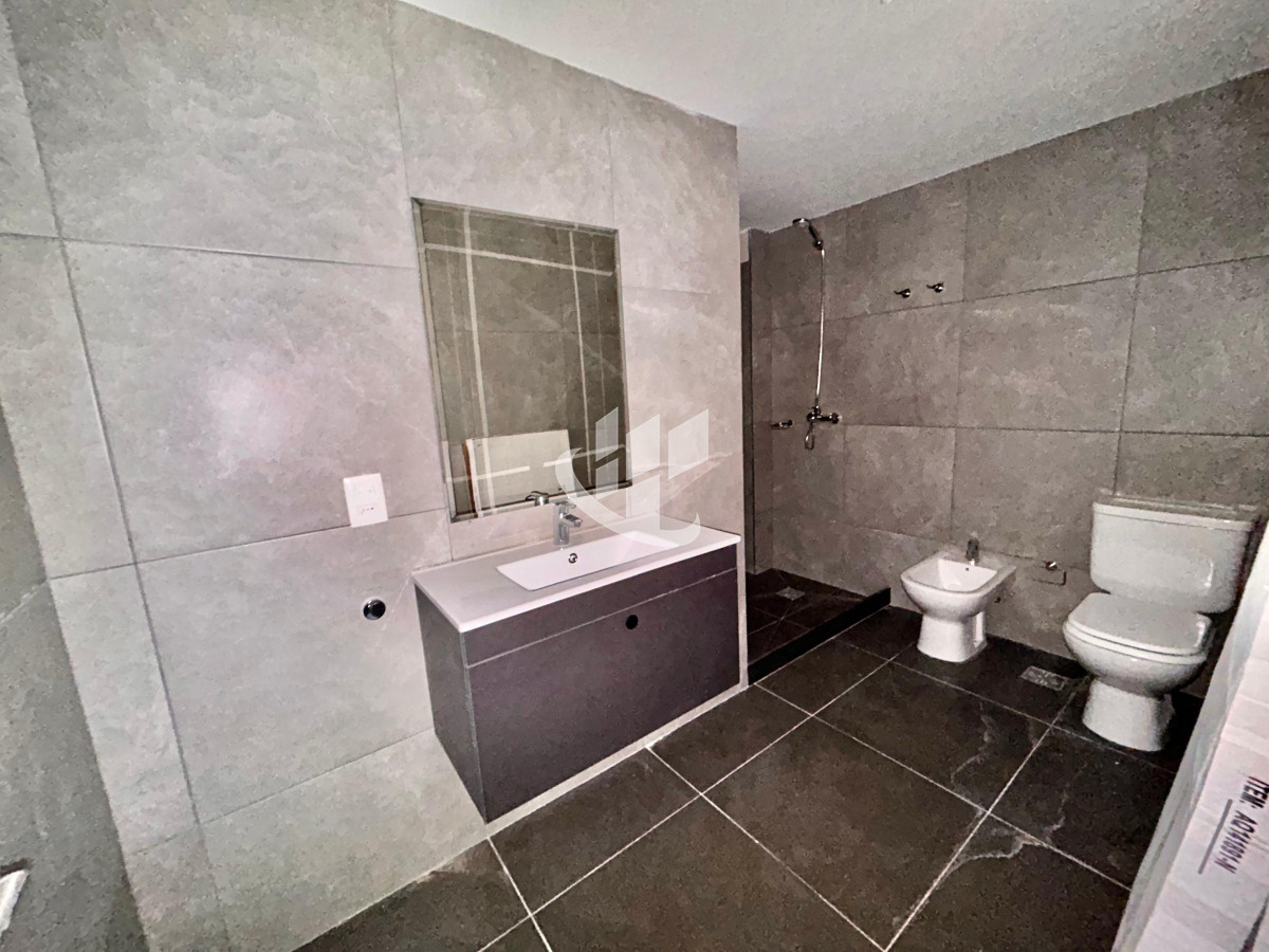 Apartamento ID.2075 - Venta Apartamento 3 Dormitorios Palermo, Montevideo