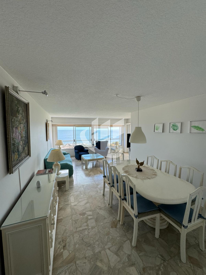 Apartamento ID.1132 - Alquiler Temporal en Punta del Este 3 dormitorios.