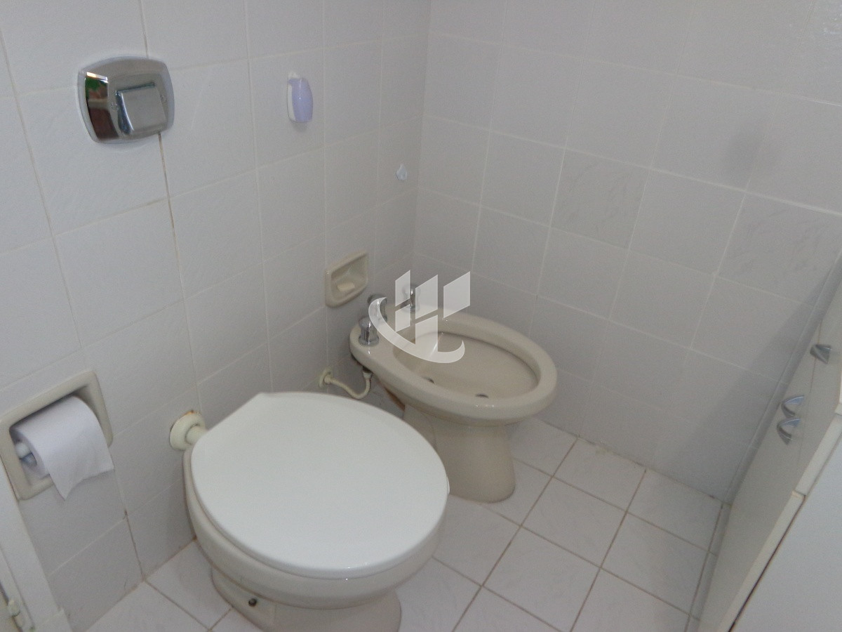 Apartamento ID.1357 - PUNTA DEL ESTE PENINSULA APARTAMENTO  2 DORMITORIOS 2 BAÑOS GARAGE VENTA 