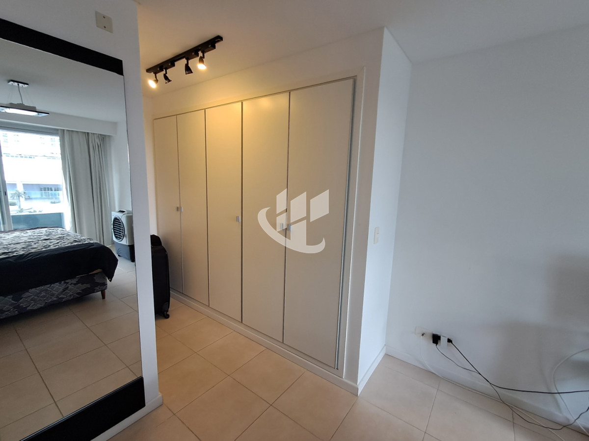 Apartamento ID.2397 - PUNTA DEL ESTE LA PASTORA A METROS DE MANSA 2 DORM Y MEDIO