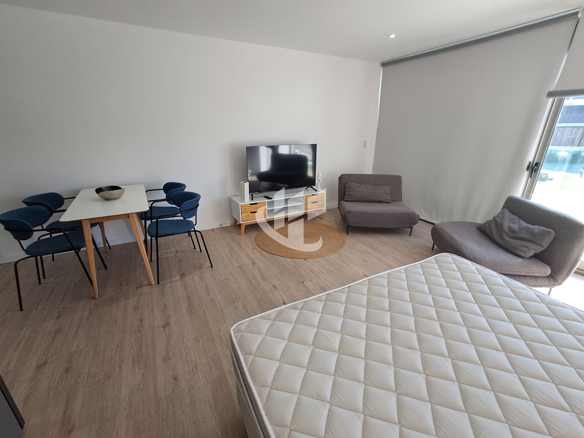 Apartamento ID.1832 - Venta, Monoambiente, Las Grutas, Punta Ballena, a metros del mar.