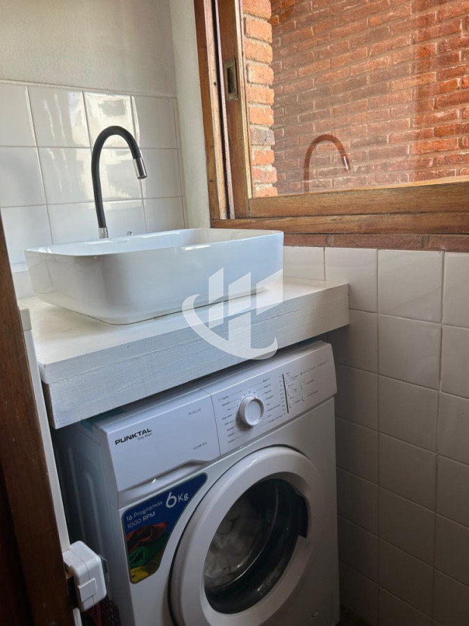 Apartamento ID.2554 - PUNTA DEL ESTE PENINSULA 1 DORMITORIO ALQUILER DE INVIERNO