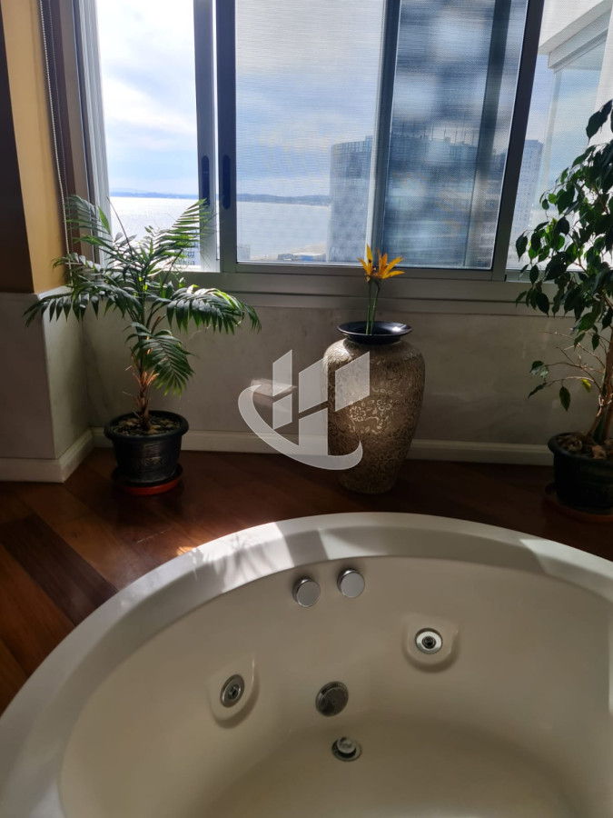Apartamento ID.2013 - PUNTA DEL ESTE MANSA APTO 3 SUITES BALCON CON PARRILLERO EXCELENTE VISTA Y AMENITIES!