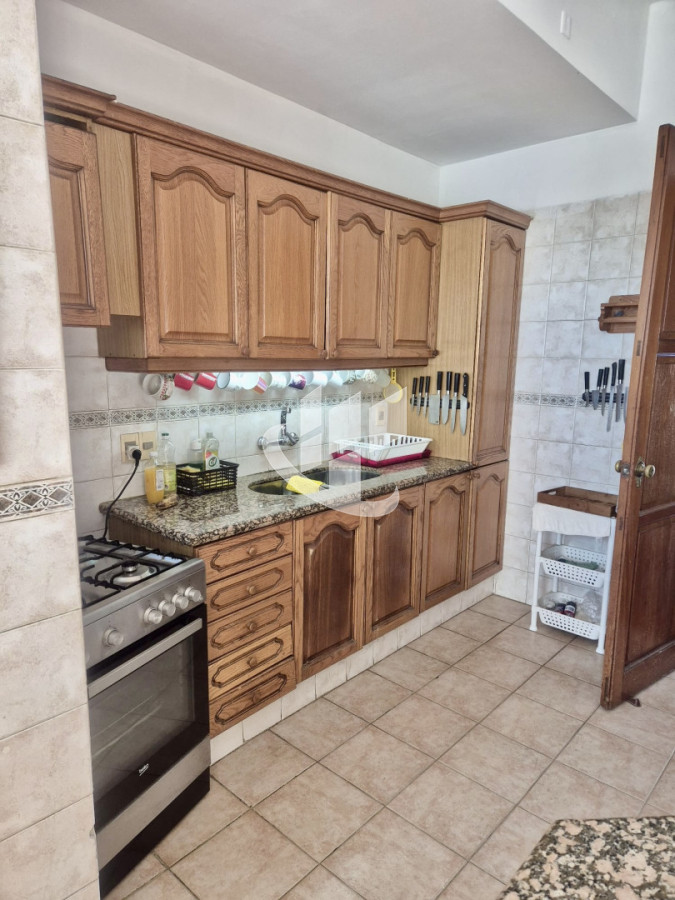 Apartamento ID.2248 - Apartamento en venta de 3 dormitorios, 2 baños y garaje en Tres Cruces