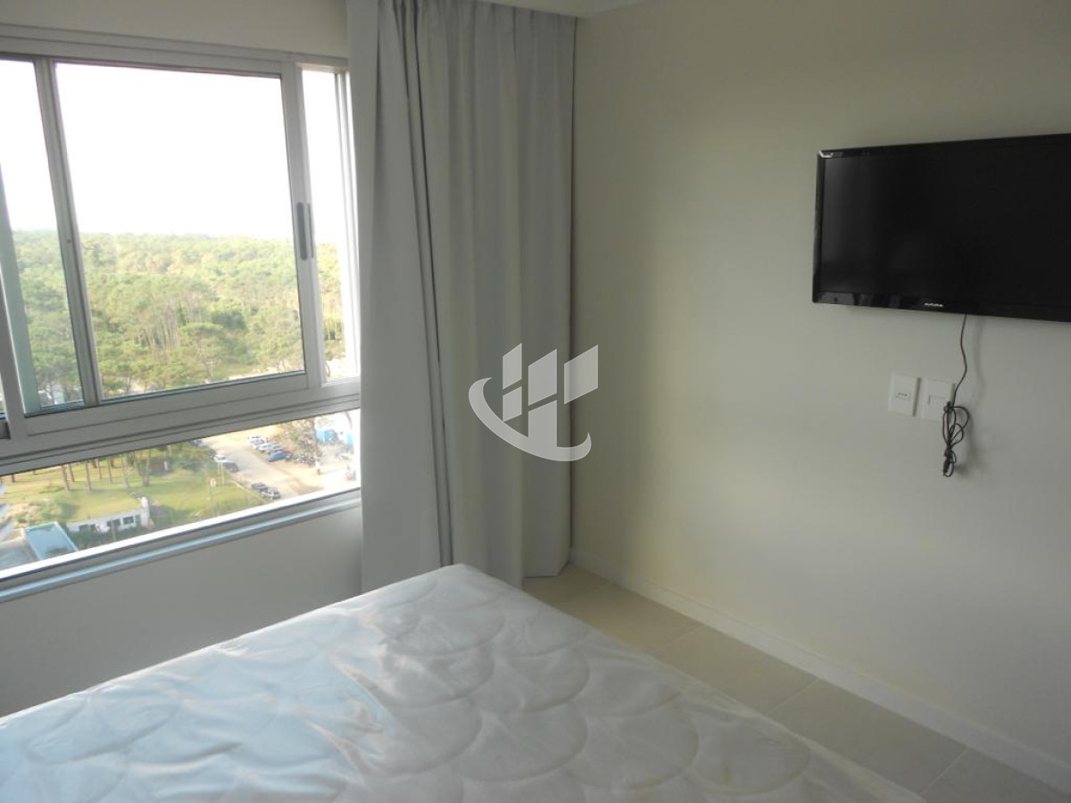 Apartamento ID.1360 - PUNTA DEL ESTE ROOSEVELT- BRAVA APTO DE 3 DORMITORIOS VENTA