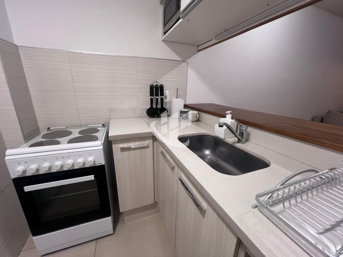 Apartamento ID.2607 - Apartamento en Alquiler, 2 dormitorios, Cordon Sur