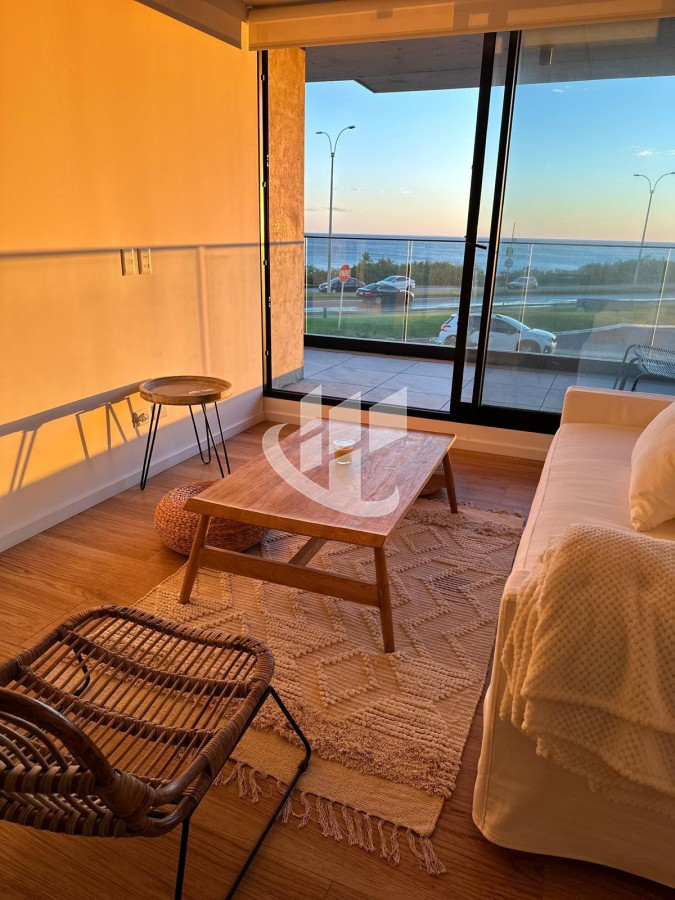 Apartamento ID.1907 - ALQUILER ANUAL DE DOS DORMITORIOS EN MANSA PUNTA DEL ESTE 