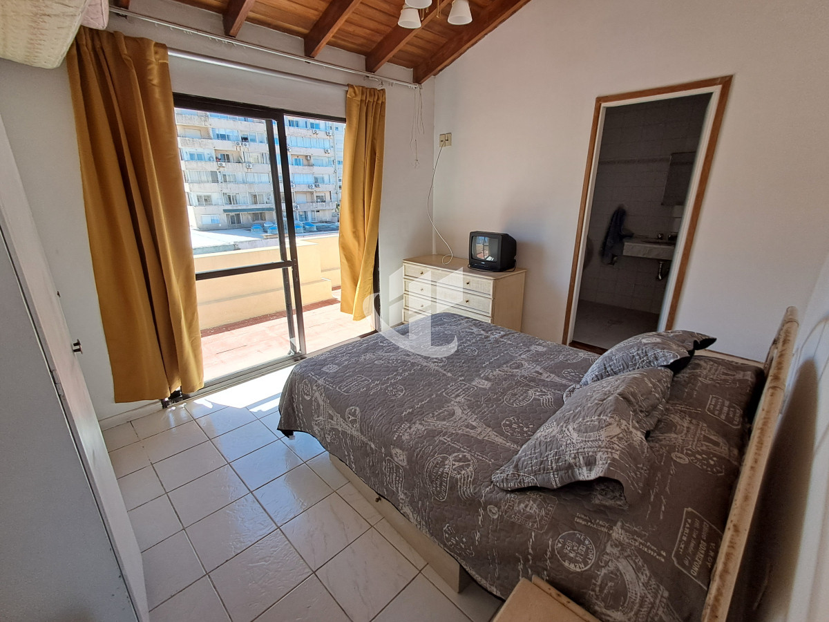 Apartamento ID.1565 - PUNTA DEL ESTE PENINSULA PENT HOUSE CON VISTA PARA 6 PERSONAS 