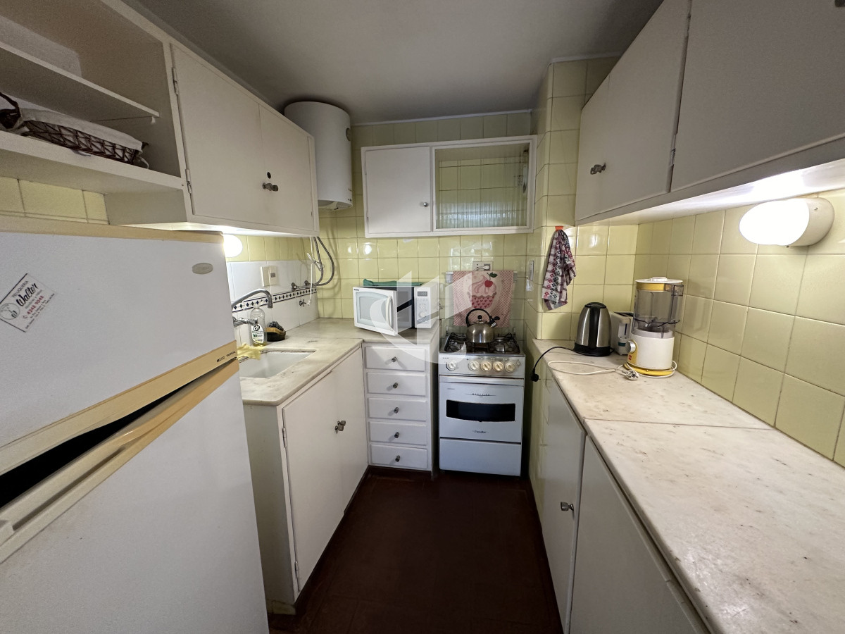 Apartamento ID.1899 - Venta apartamento de 2 dormitorios en PUNTA DEL ESTE, zona AIDY GRILL