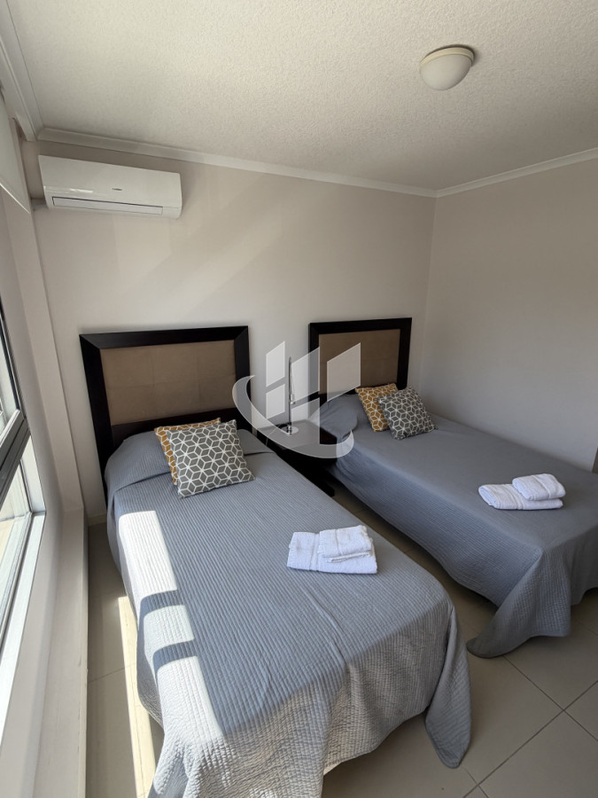 Apartamento ID.2482 - Alquiler  anual  invernal  4 dormitorios  amenitis exclusivos 