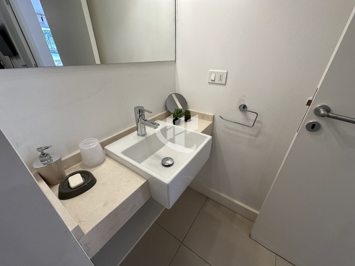 Apartamento ID.1964 - En venta y alquiler anual apartamento de 1 y medio dormitorios en Punta del Este 