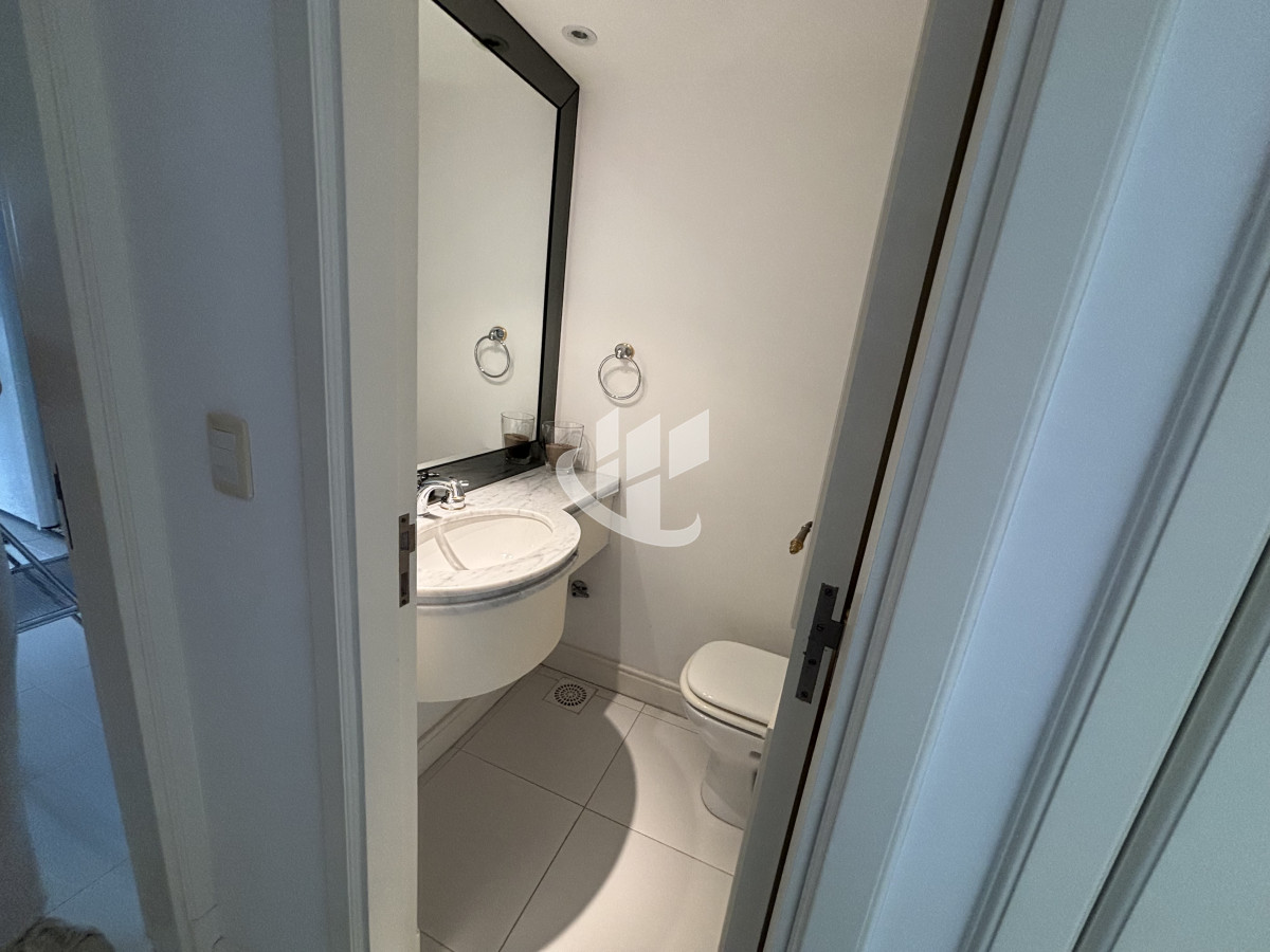 Apartamento ID.2277 - PUNTA DEL ESTE - PLAYA BRAVA - APARTAMENTO DE 4 DORMITORIOS EN SUITE Y DEPENDENCIA - VENTA