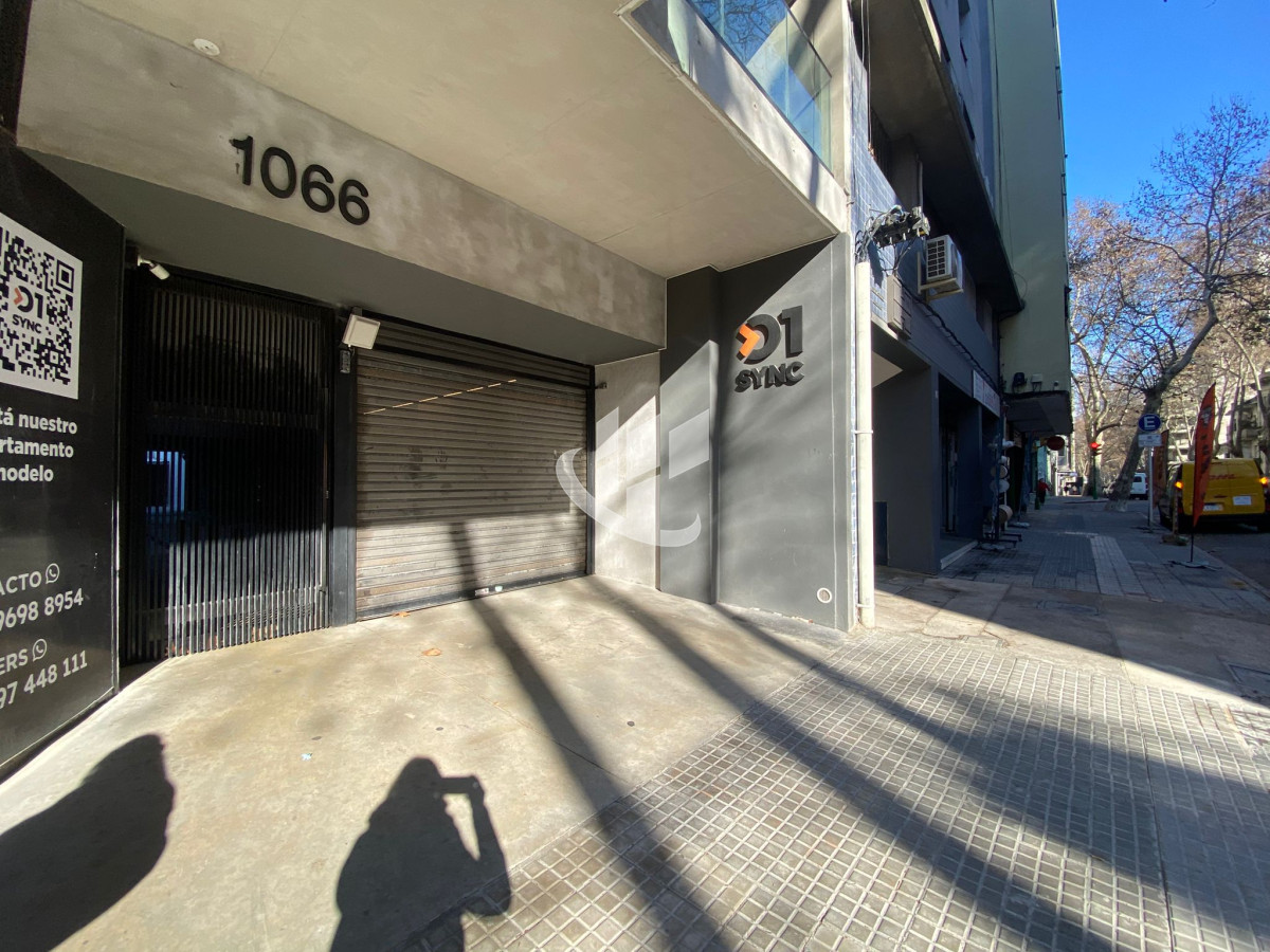 Apartamento ID.2023 - Apartamento en venta 2 dormitorios Barrio Sur, Montevideo. 01 Sync. 