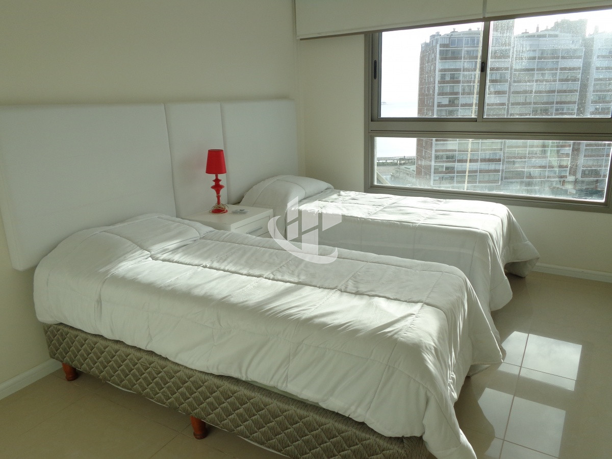 Apartamento ID.1399 - PUNTA DEL ESTE BRAVA PDA 1 IMPERIALE 3 DORMITORIOS VENTA