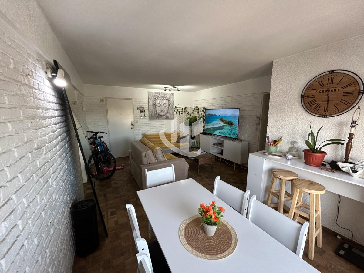Apartamento ID.1715 - Apartamento 3 dormitorios en Venta.