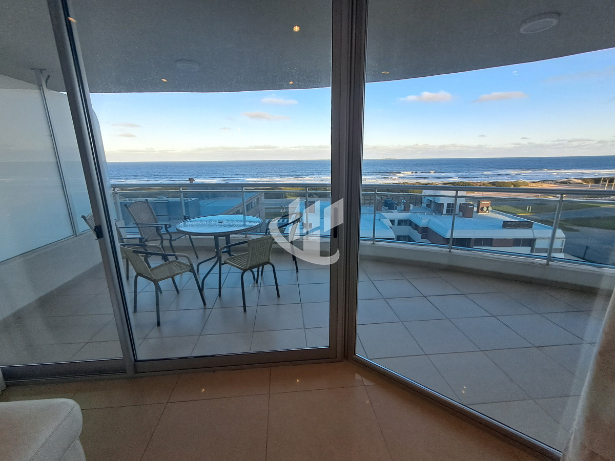 Apartamento ID.1920 - PUNTA DEL ESTE BRAVA EXCWLWNTE VISTA 3 DORMITORIOS Y DEPENDENCIA
