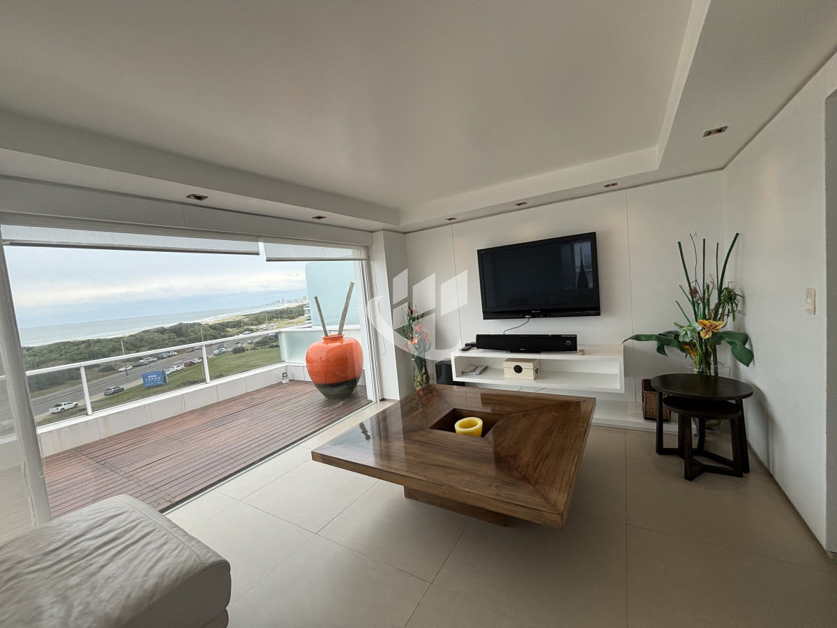 Apartamento ID.2280 - PUNTA DEL ESTE - PLAYA BRAVA - APARTAMENTO 4 DORMITORIOS - VENTA 