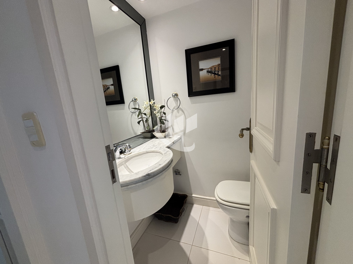 Apartamento ID.2280 - PUNTA DEL ESTE - PLAYA BRAVA - APARTAMENTO 4 DORMITORIOS - VENTA 