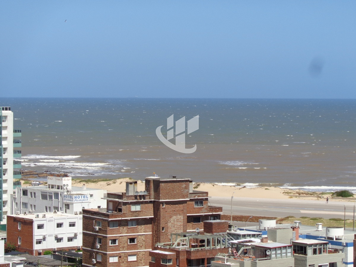 Apartamento ID.1428 - PUNTA DEL ESTE APARTAMENTO DE 1 DORMITORIO EDIFICIO CON SERVICIOS EN VENTA
